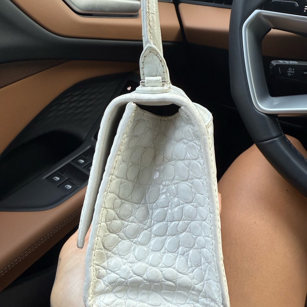 Balenciaga White Croc-Embossed Crossbody Bag - Picture 11 of 13